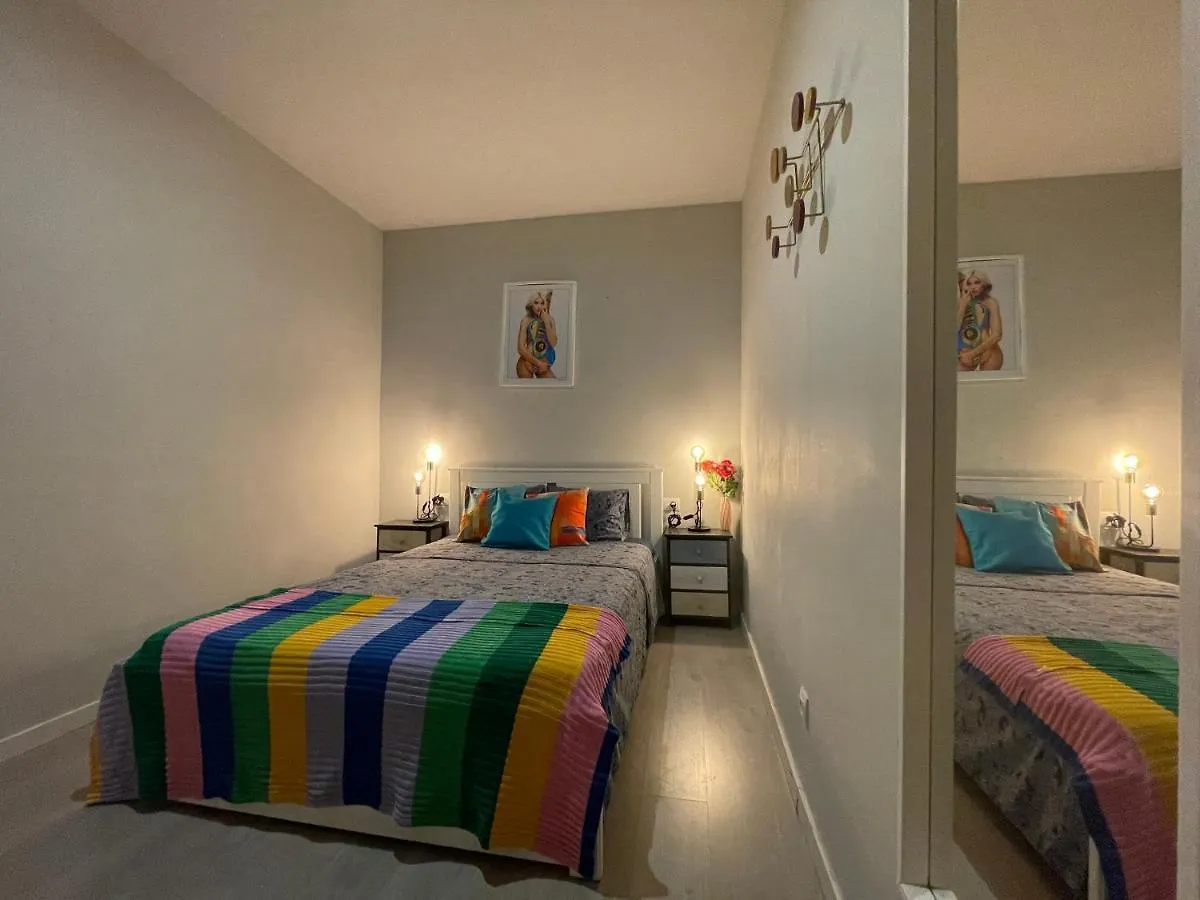 Hostal By Plaza Universidad Rooms Barcelona