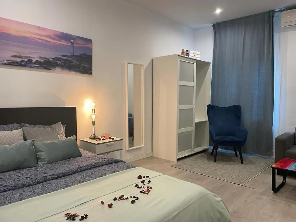 By Plaza Universidad Rooms Barcelona Hostal