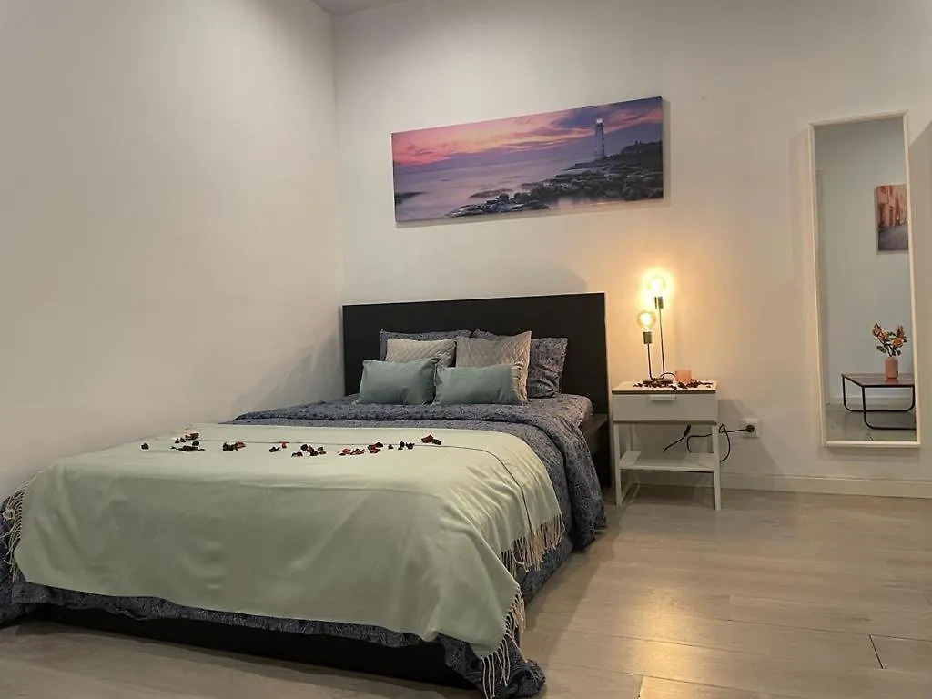 Hostal By Plaza Universidad Rooms Barcelona España